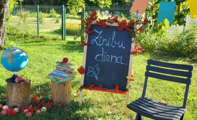 Foto stūrītis Zinību dienai